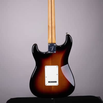 Fender Player II Stratocaster - 3-Color Sunburst with Rosewood Fingerboard image 4