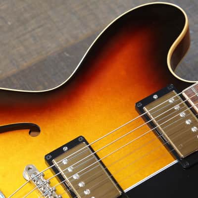 MINTY! 2013 Gibson 1959 ES-335 Historic Reissue Semi-Hollow Electric Guitar Vintage Sunburst + COA OHSC image 9