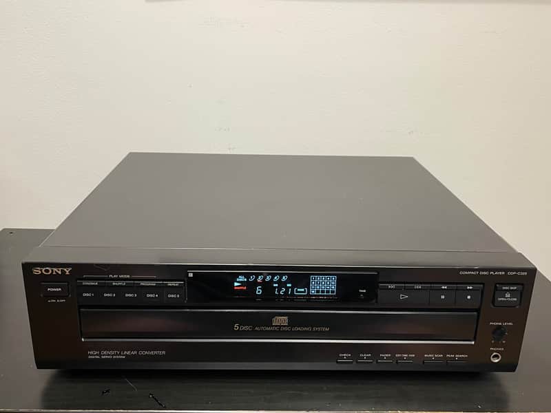 Sony CDP-C325 Stereo 5 Disc CD Changer Carousel Player Made in Japan No Remote Fully Tested!