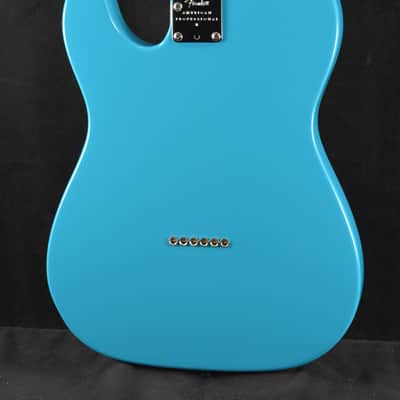 Fender American Professional II Telecaster Miami Blue Maple Fingerboard image 7