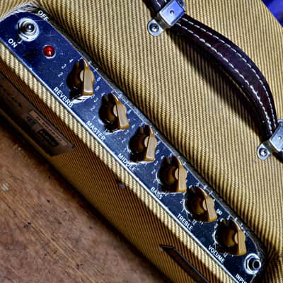 Fender Blues Junior Limited Edition 15-Watt 1x12" Guitar Combo - Tweed - w/ Upgraded Speaker image 13