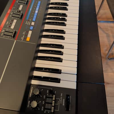 1984 Roland Juno-106 Programmable Polyphonic Synthesizer Japan image 5