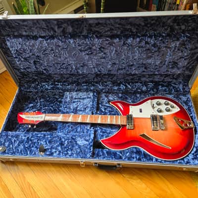 Rickenbacker 381V69 FG 2009 - Fireglo image 1