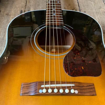 1998 Gibson J45 Buddy Holly LTD Edition & Hard shell case image 7