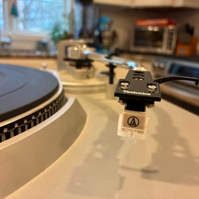 Technics SL-3200 1980s - Silver image 4