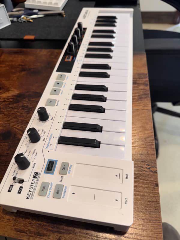 Arturia KeyStep 37 mk2 MIDI Controller 2026 - Present - White image 1