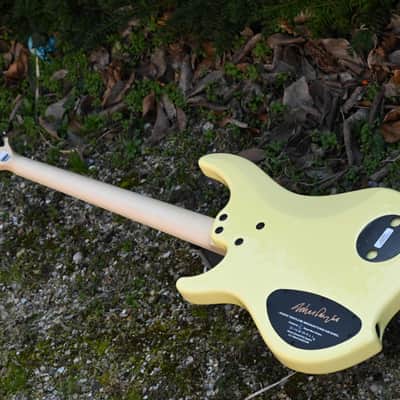 Dingwall John Taylor Signature 4-string - Primrose image 9