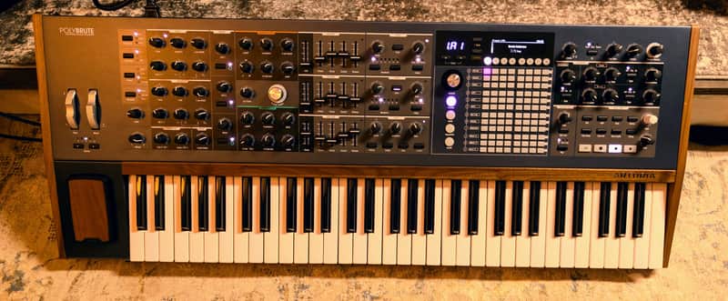 Arturia PolyBrute 61-Key Synthesizer