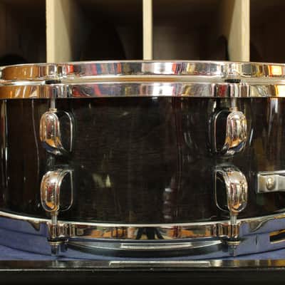 Tama 5.5x14 Starclassic Maple Snare Drum in Cherry Black image 2