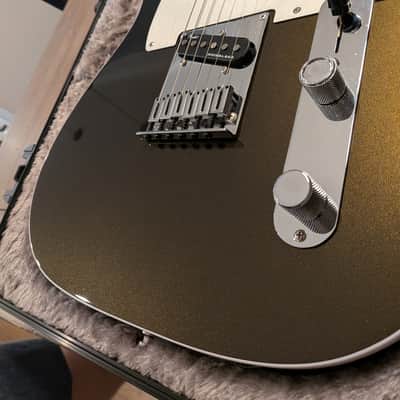 Fender American Ultra Telecaster with Rosewood Fretboard 2019 - 2025 - Texas Tea image 3