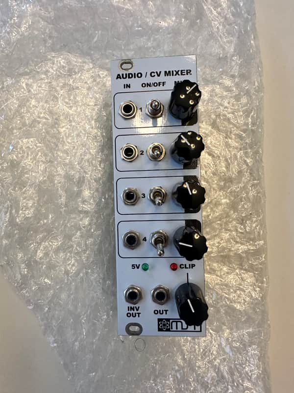 Synthrotek MST Audio / CV Mixer