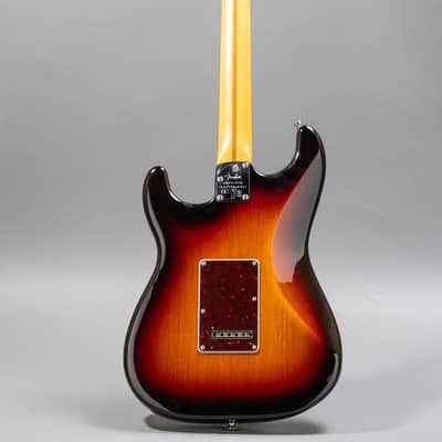 Fender American Professional II Stratocaster HSS 2023, Sunburst image 6