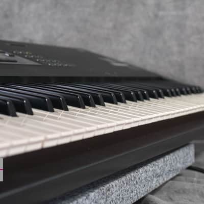 KORG M1 Music Workstation Digital Synthesizer in Good condition image 5