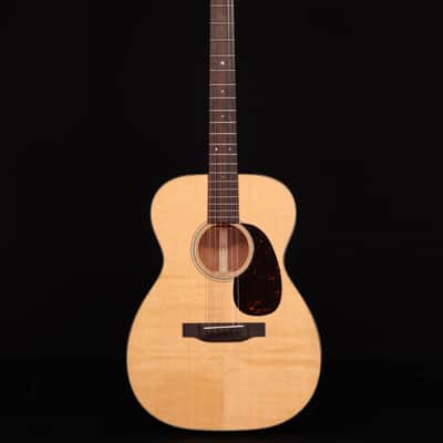 Martin 00-18 Standard Series Acoustic image 5