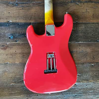 MJT VTS Stratocaster in Coral Red with CS body, Fender Vintage Noiseless Pickups and All Parts neck. Stratocaster 2018 onwards - Custom Relic image 2