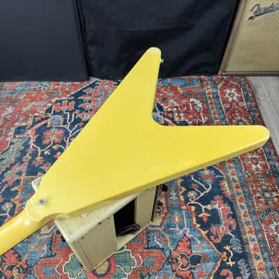 Gibson Flying V '67 Vintage Reissue Classic White - 1999 image 17