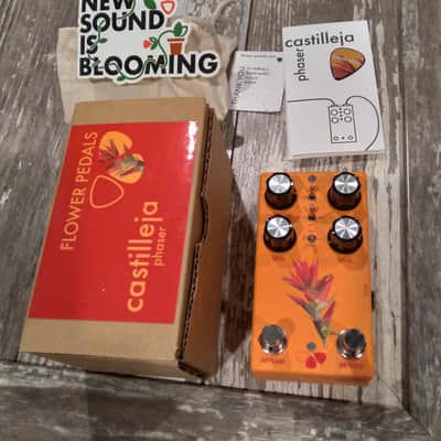 Flower Pedals Castilleja Phaser MINT w/ box & accessories image 1