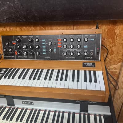 Moog Minimoog Model D Reissue 44-Key Monophonic Synthesizer (2022) 2022 - Present - Black / Wood