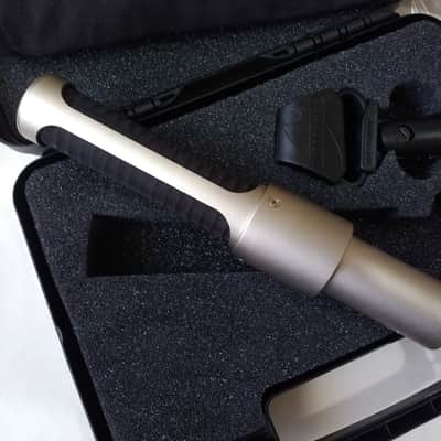 AEA Nuvo N22 - Active Near-field Ribbon Microphone - boxed with accessories image 6