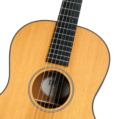 Iris RCM-000 12-Fret Torrefied Sitka Top Acoustic Guitar - Natural image 3