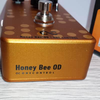 (NEW) One Control BJFe Series Honey Bee Overdrive NEW - Gold image 9