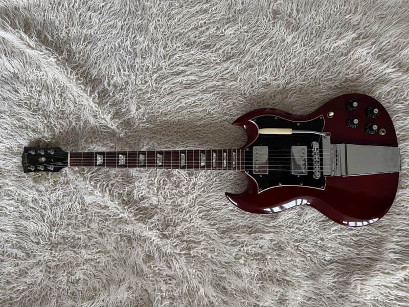 Gibson SG Standard "Large Guard" with Maestro Vibrola 1966 - 1971 - Cherry image 1