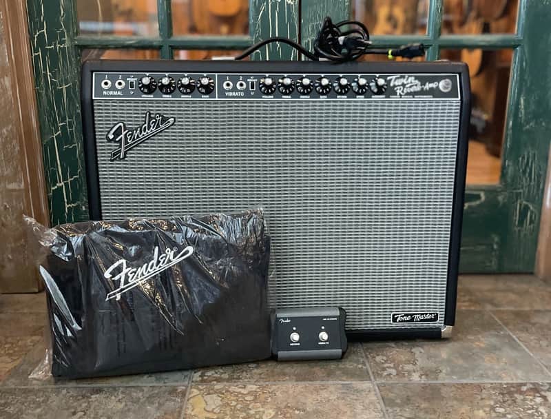 Fender Twin Reverb Tonemaster 2-Channel Guitar Amplifier w/Footswitch & Cover image 1