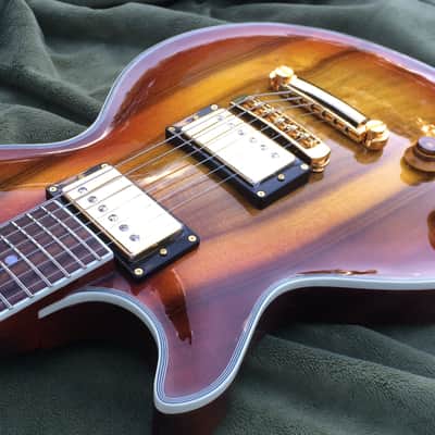 Walsh electric 2018 Amber Burst image 3