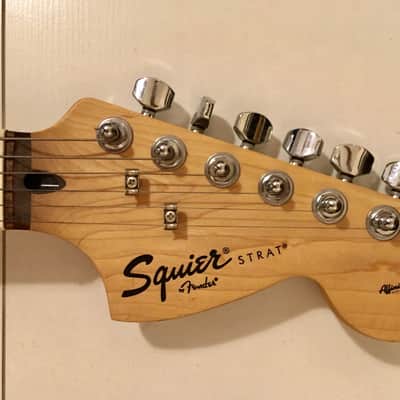 Squier Affinity Stratocaster Indonesia 2005 Metallic blue image 5