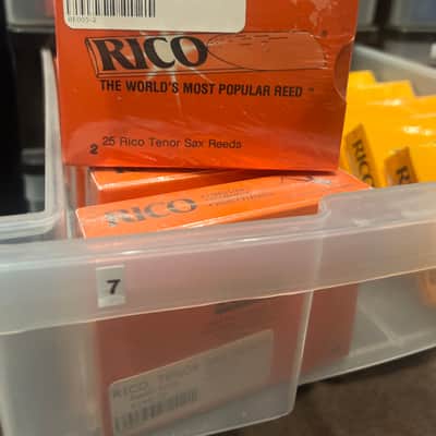 Rico 25 Rico Tenor Sax Reeds #2 2025 - Wood image 3