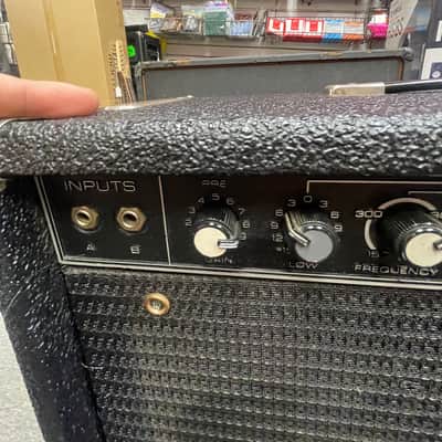 Peavey Series 260C Mark III 400 Watts image 9
