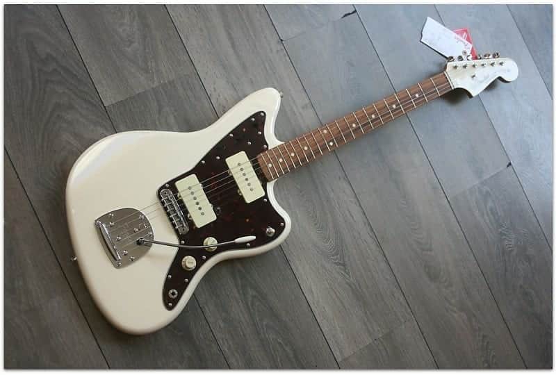 Fender Vintera Jazzmaster