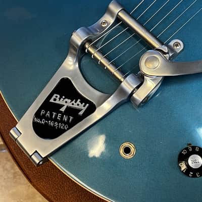 Gibson ES-335 Electric Guitar w Bigsby Pelham Blue w case image 3