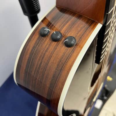 Used Taylor 214e-SB DLX Grand Auditorium Acoustic Electric Guitar Tobacco Sunburst with Case 2018 image 12