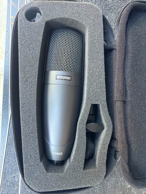 Shure KSM32 / CG Medium Diaphragm Cardioid Condesner Microphone 1998 - Present - Charcoal Gray image 1