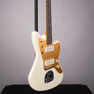 Squier J Mascis Jazzmaster Electric Guitar - Vintage White image 3