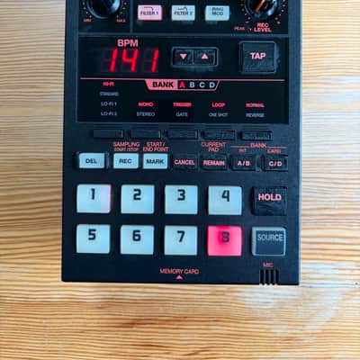 BOSS SP-202 Dr. Sample— Classic Roland Sampler Looper Drum Machine w/ built-in microphone