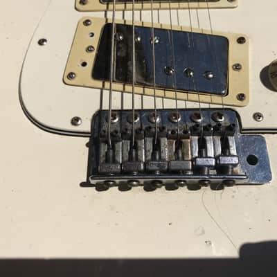 Univox Ripper 70's White stratocaster w/ Fralin P-92 and gigbag image 7