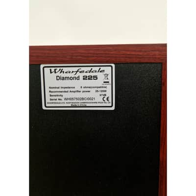 Immagine Wharfedale Diamond 225 - Hi-Fi Speaker - Walnut - Excellent w/ Original Box - 10