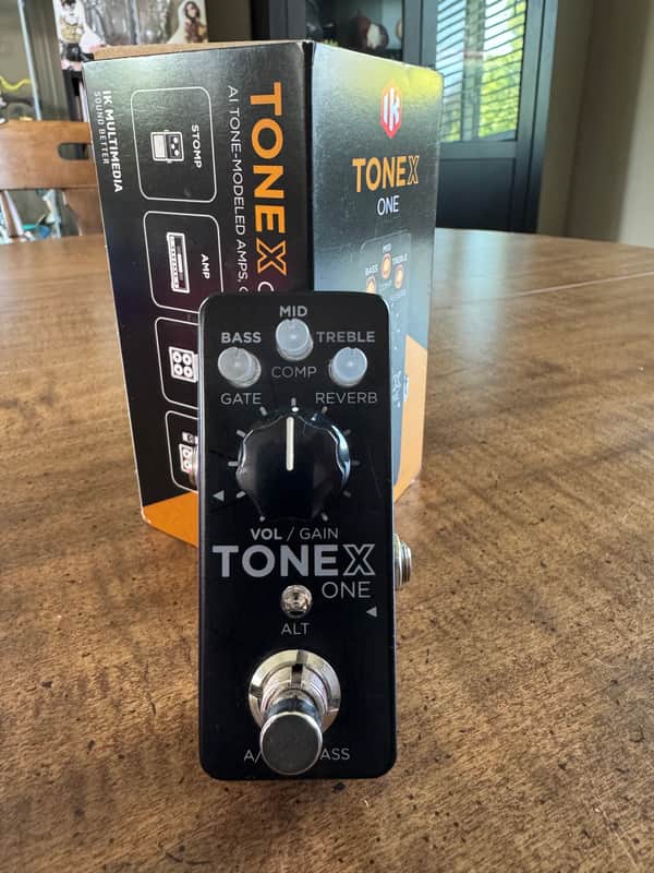 IK Multimedia ToneX One