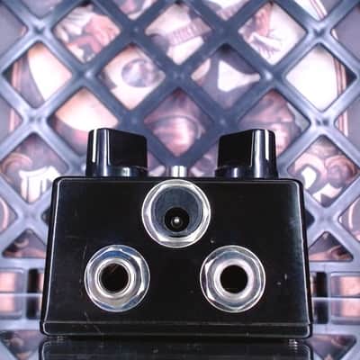 AIRIS EFFECTS -SAVAGE BOOST V2- Authorized Dealer image 5