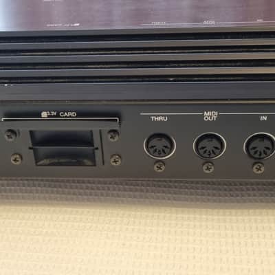 Yamaha S08 Weighted 88 Stage Piano / Synthesizer image 8
