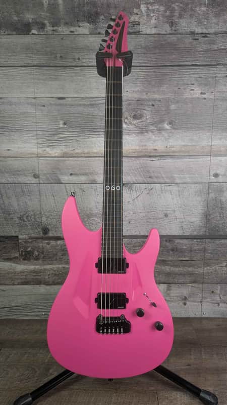 Arisitides 060R w/Fishman Fluence Pink w/Mono Gigbag - Used image 1