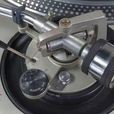 Technics SL-1200MK2-A Silver Direct Drive DJ Turntable in Good Condition+ image 15