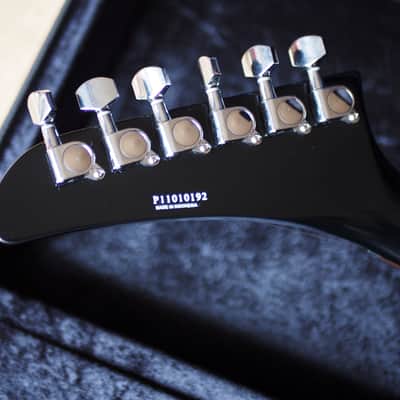 Hamer XT Series Explorer 2011 w/ Hardshell Case image 4