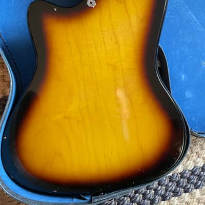 Harmony H14 Silhouette / Bobkat 1963 - 1973 - Shaded Walnut image 3