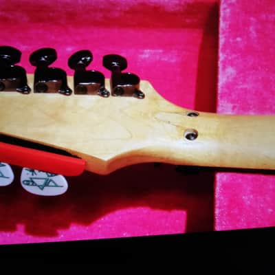 Steve Vai stage played Ibanez Universe UV7PWH image 13