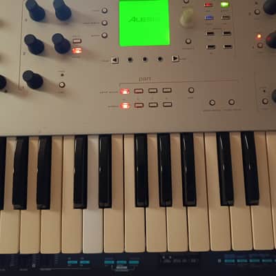 Alesis Ion 49-Key Analog Modeling Synthesizer 2000s - Silver