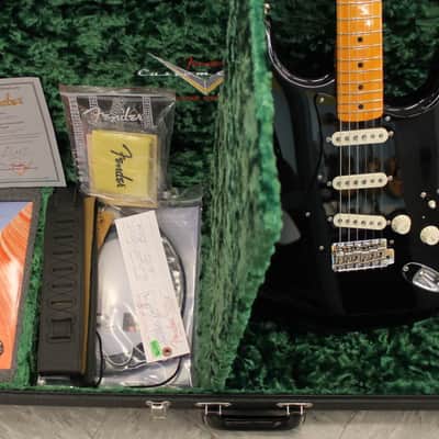 Pink Floyd The Black Strat A History of David Gilmour's Black Fender Stratocaster 3rd Ed +FREE BONUS image 9