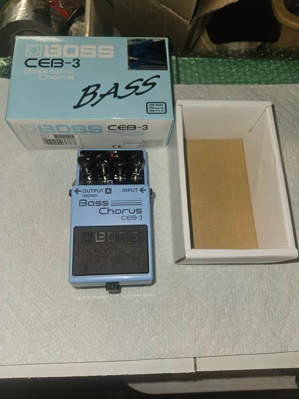 Boss pedal ce 3 bass pedal Chorus pedal image 1